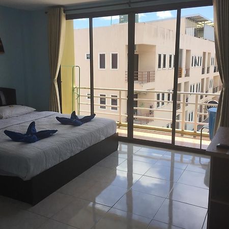 Dreams Guesthouse & Hostel Patong Exterior foto